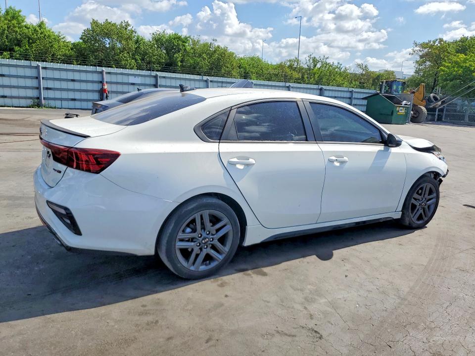 57435326 :رقم المزاد ، 3KPF34AD7ME265036 vin ، 2021 Kia Forte مزاد بيع