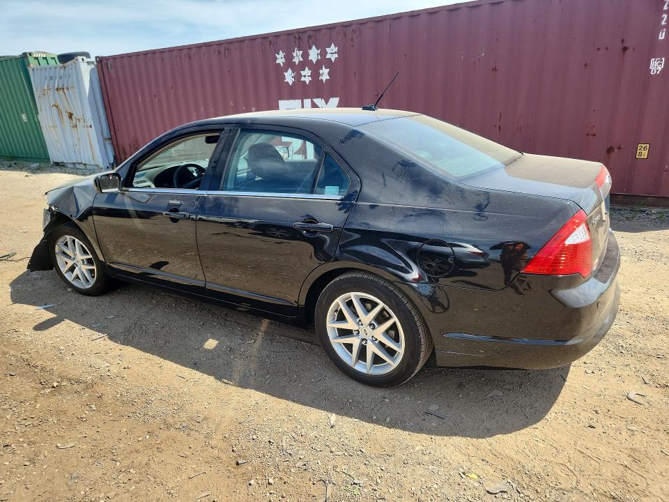 56130426 :رقم المزاد ، 3FAHP0JA7AR365580 vin ، 2010 Ford Fusion مزاد بيع