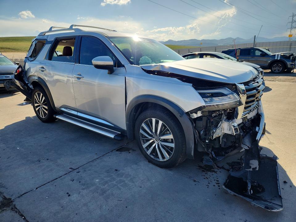 55748076 :رقم المزاد ، 5N1DR3DK5NC229277 vin ، 2022 Nissan Pathfinder مزاد بيع