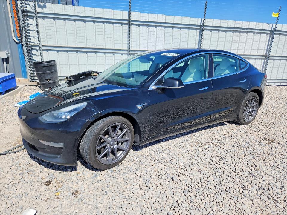 Продажа на аукционе авто 2018 Tesla Model 3, vin: 5YJ3E1EB8JF085428, номер лота: 57248126