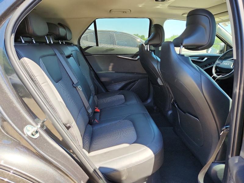 55611616 :رقم المزاد ، KNDCR3LE8P5042215 vin ، 2023 Kia Niro مزاد بيع