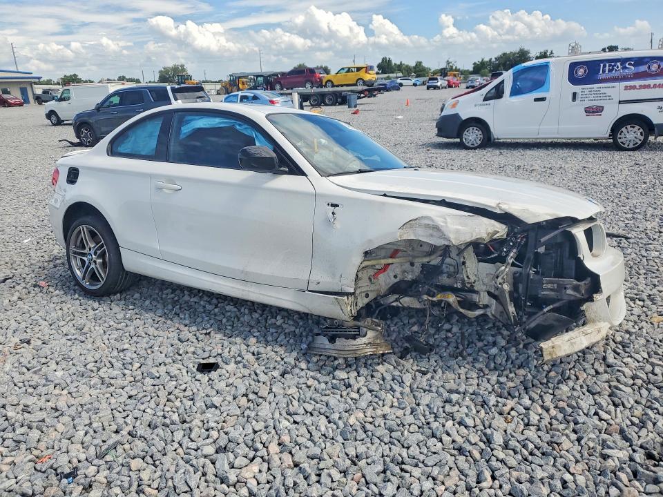 54905406 :رقم المزاد ، WBAUC9C50DVY60006 vin ، 2013 Bmw 135 مزاد بيع