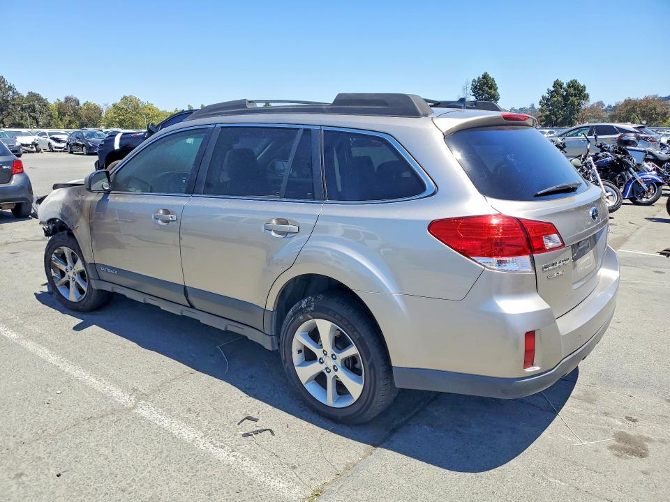 Auction sale of the 2014 Subaru Outback, vin: 4S4BRBLC5E3325695, lot number: 58157486