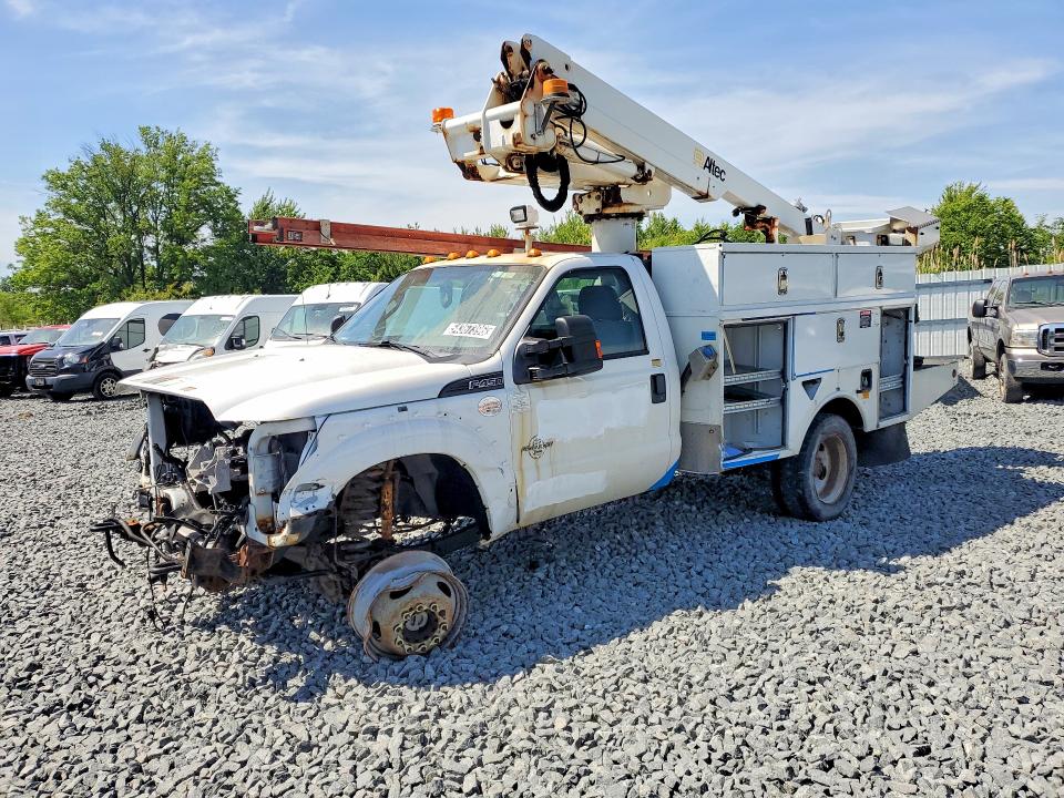 Auction sale of the 2016 Ford F450, vin: 1FDUF4HT3GEC07397, lot number: 54367396