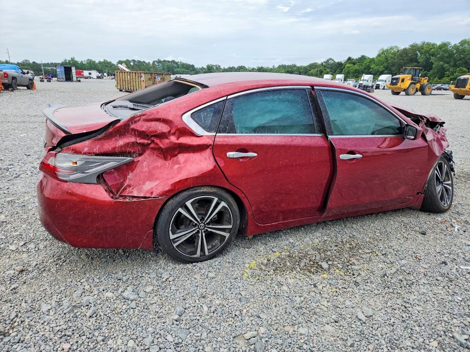 Продаж на аукціоні авто 2018 Nissan Altima, vin: 1N4AL3AP6JC472279, номер лоту: 56859946
