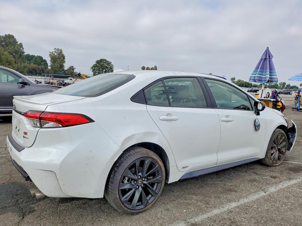 58407586 :رقم المزاد ، JTDBDMHE9S3021659 vin ، 2025 Toyota Corolla Hybrid مزاد بيع