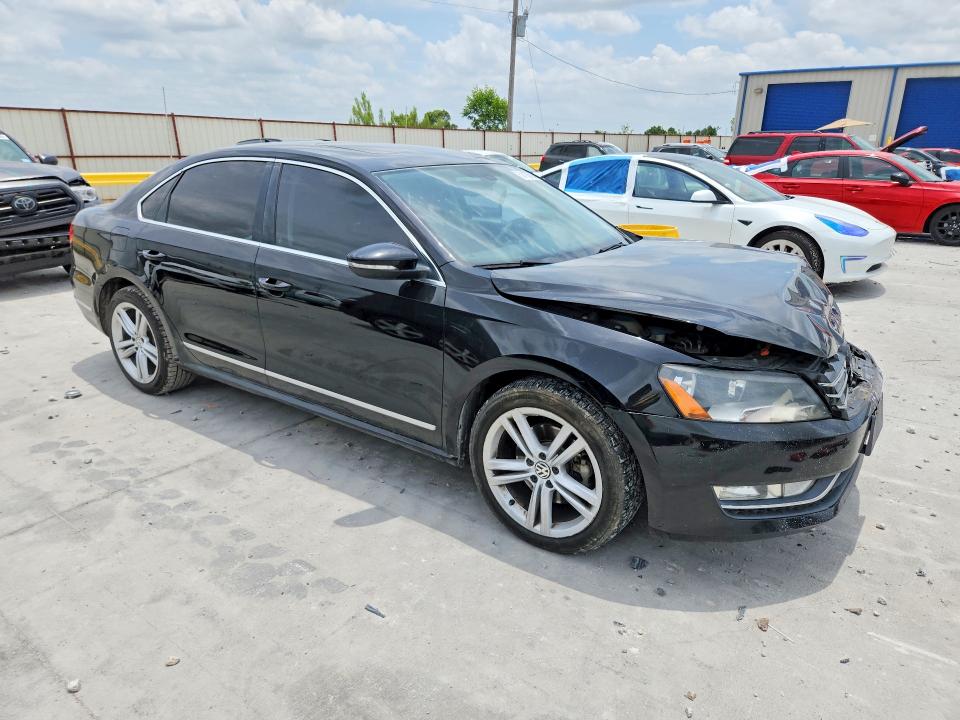 58103786 :رقم المزاد ، 1VWCN7A3XCC005710 vin ، 2012 Volkswagen Passat مزاد بيع