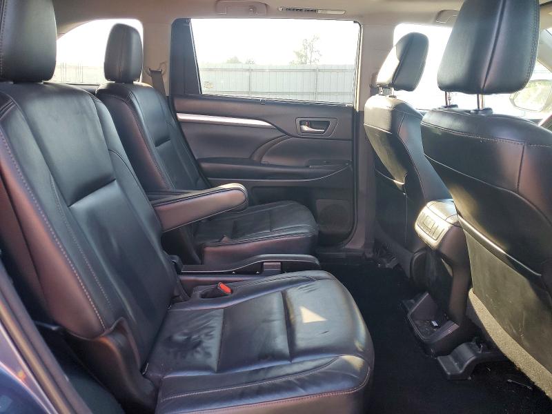 55915836 :رقم المزاد ، 5TDKZRFH7JS280711 vin ، 2018 Toyota Highlander مزاد بيع
