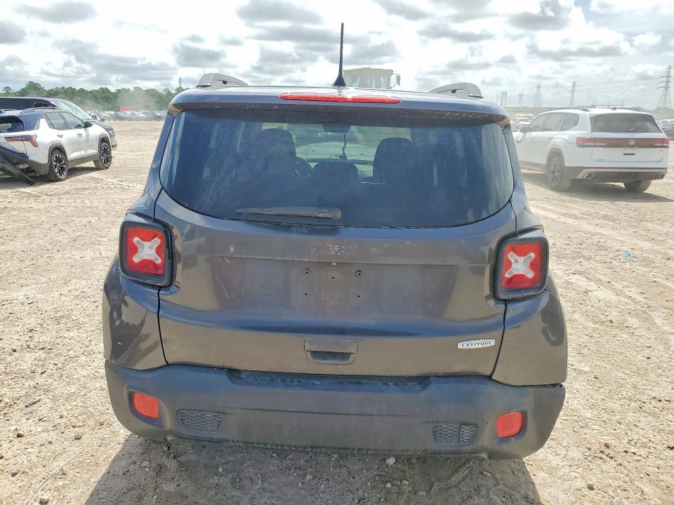 55928506 :رقم المزاد ، ZACCJABB2JPG79988 vin ، 2018 Jeep Renegade مزاد بيع