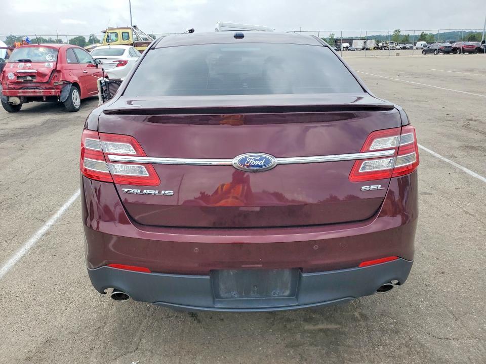 2018 Ford Taurus მანქანა იყიდება აუქციონზე, vin: 1FAHP2E89JG135601, აუქციონის ნომერი: 56343186