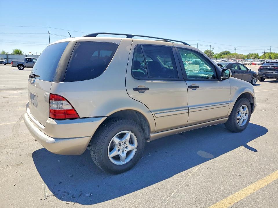 57425786 :رقم المزاد ، 4JGAB54E61A277132 vin ، 2001 Mercedes-benz Ml مزاد بيع