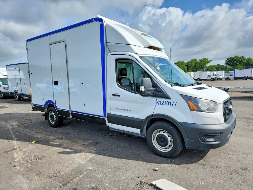 55569206 :رقم المزاد ، 1FDBW5Z83MKA84298 vin ، 2021 Ford Transit مزاد بيع