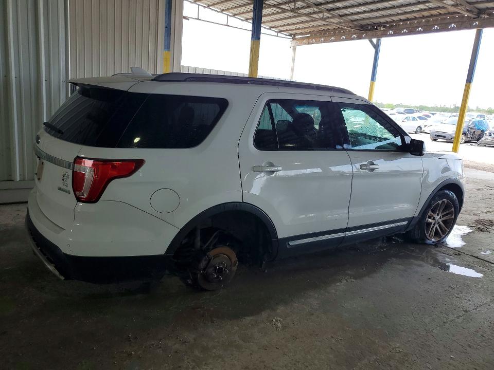 Продажа на аукционе авто 2017 Ford Explorer, vin: 1FM5K7DHXHGB62242, номер лота: 55521496
