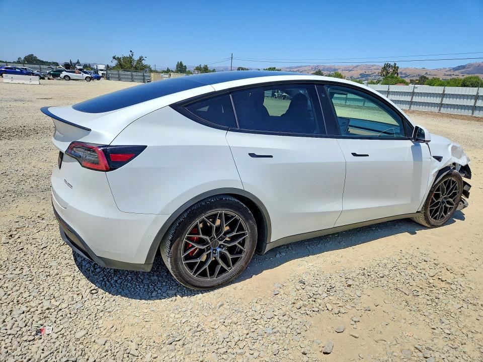 57545086 :رقم المزاد ، 5YJYGDEF7LF003387 vin ، 2020 Tesla Model Y مزاد بيع