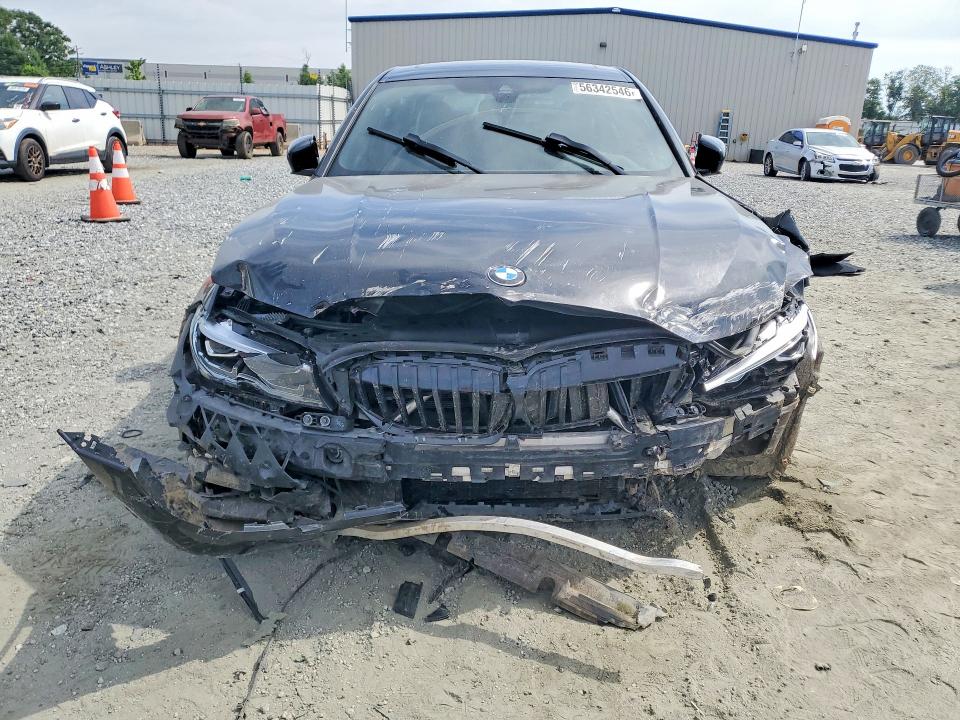 56342546 :رقم المزاد ، 3MW5R1J09M8C21220 vin ، 2021 Bmw 330i مزاد بيع