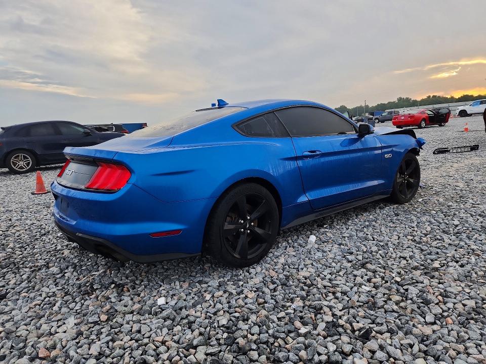 Продажа на аукционе авто 2021 Ford Mustang, vin: 1FA6P8CF1M5153862, номер лота: 58110636