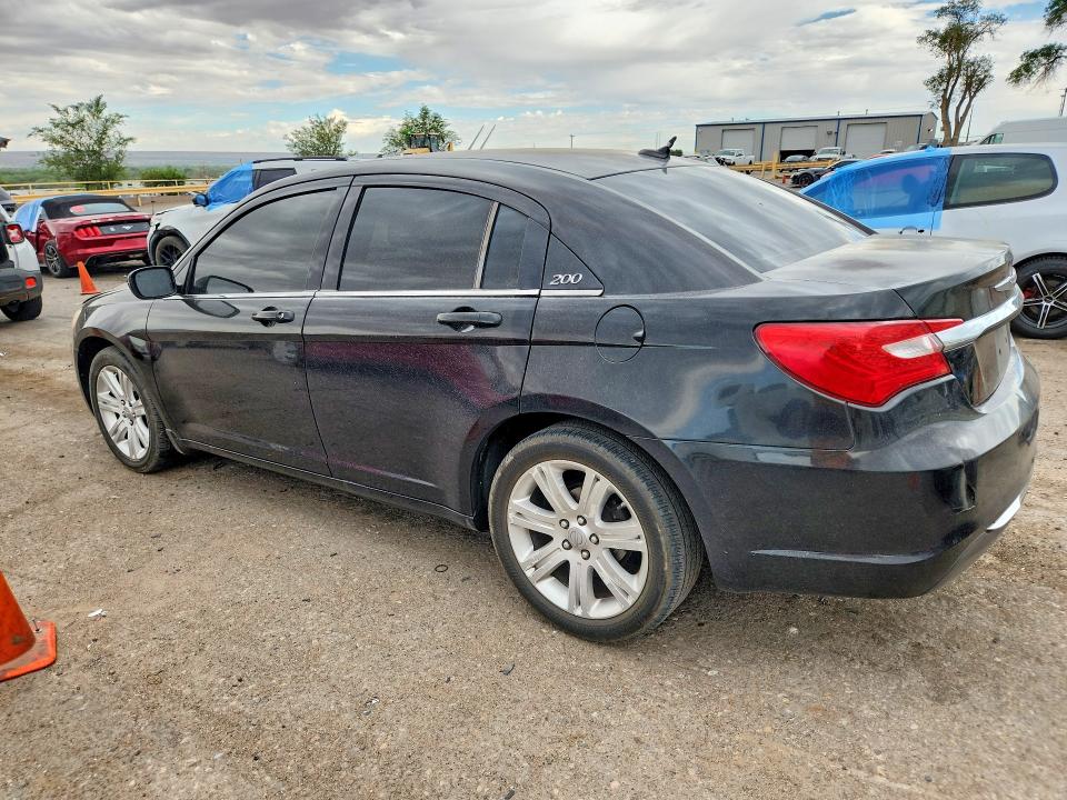 58834026 :رقم المزاد ، 1C3CCBBB4DN592904 vin ، 2013 Chrysler 200 مزاد بيع