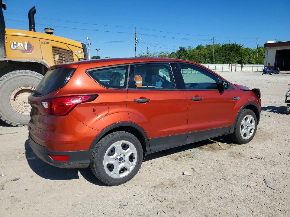 Продажа на аукционе авто 2019 Ford Escape, vin: 1FMCU0F71KUA31092, номер лота: 57727826