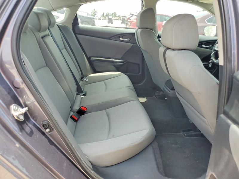 58693336 :رقم المزاد ، 19XFC2F74JE040947 vin ، 2018 Honda Civic مزاد بيع