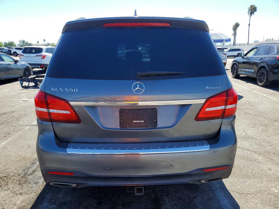 56951246 :رقم المزاد ، 4JGDF7DE5JB138293 vin ، 2018 Mercedes-benz Gls مزاد بيع