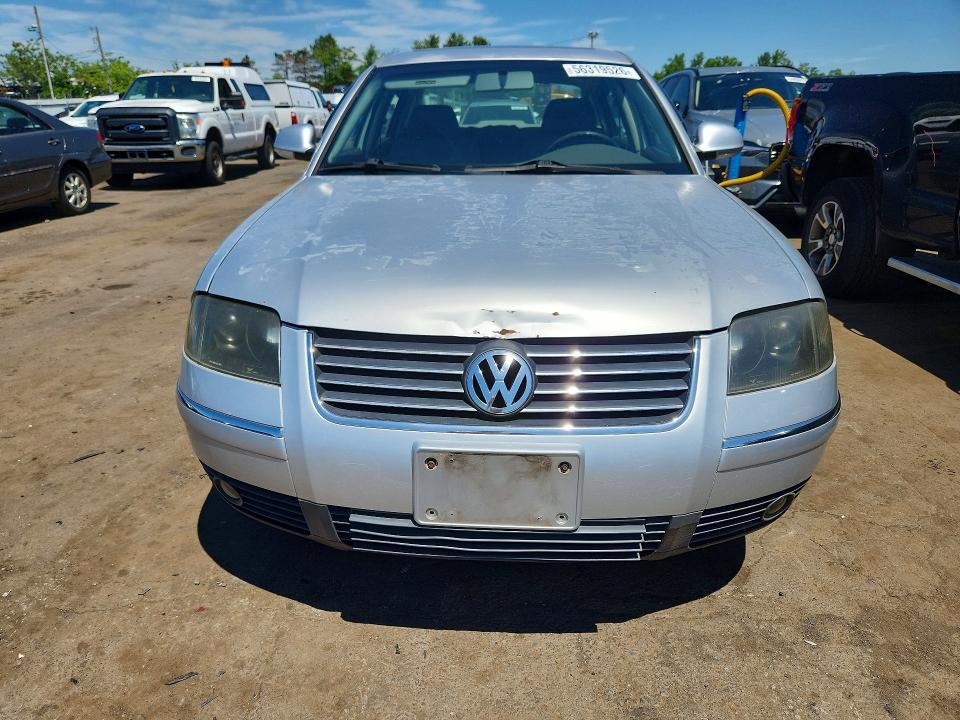 56319526 :رقم المزاد ، WVWPD63BX4E309843 vin ، 2004 Volkswagen Passat مزاد بيع