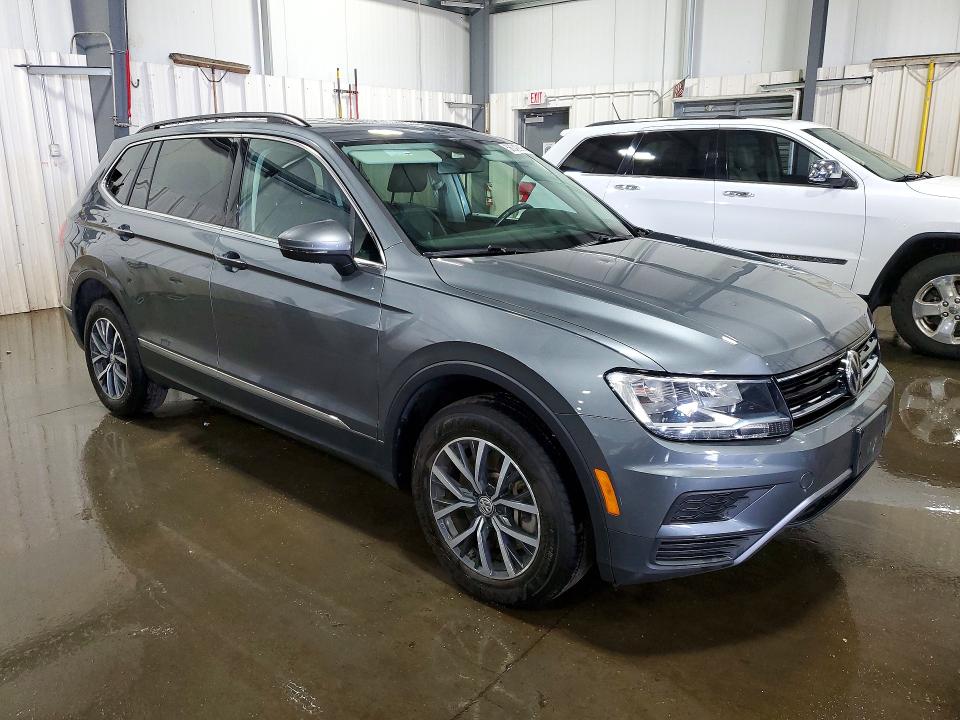 Продаж на аукціоні авто 2018 Volkswagen Tiguan, vin: 3VV2B7AX0JM220939, номер лоту: 56042896