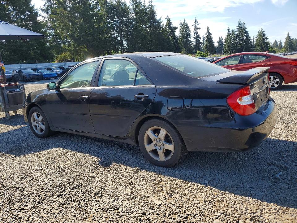 58483086 :رقم المزاد ، JTDBF30K820028139 vin ، 2002 Toyota Camry مزاد بيع