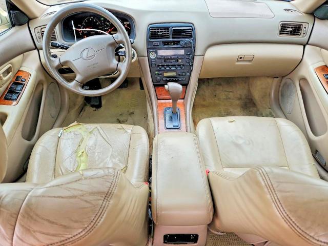 56156026 :رقم المزاد ، JT8BF28G3W0099845 vin ، 1998 Lexus Es 300 مزاد بيع