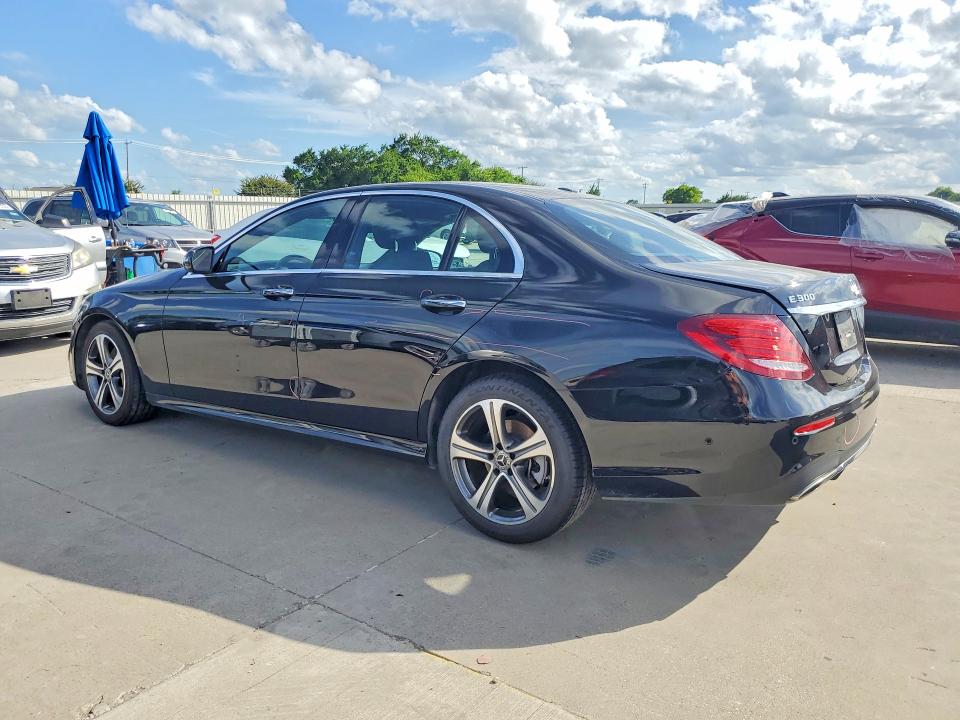 2017 Mercedes-benz E მანქანა იყიდება აუქციონზე, vin: WDDZF4JB9HA261362, აუქციონის ნომერი: 56766526