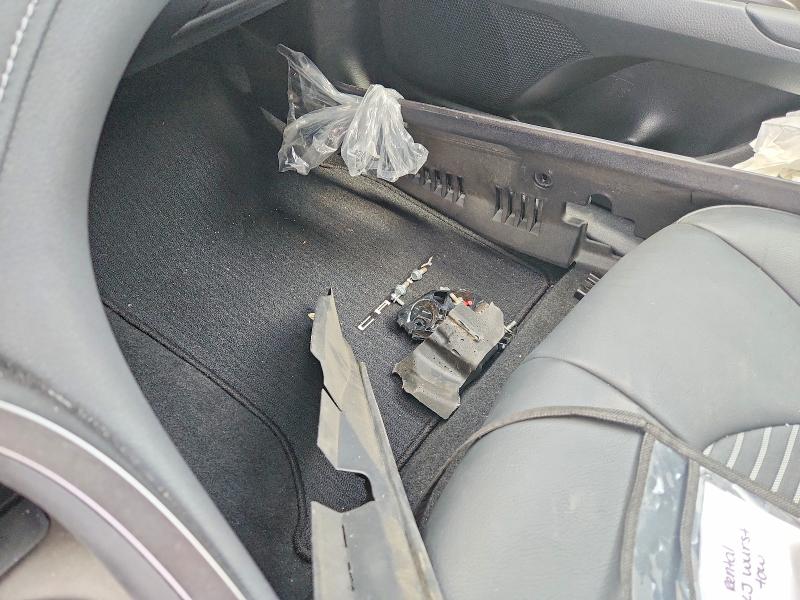 55318696 :رقم المزاد ، 4T1T11BK3NU061207 vin ، 2022 Toyota Camry مزاد بيع