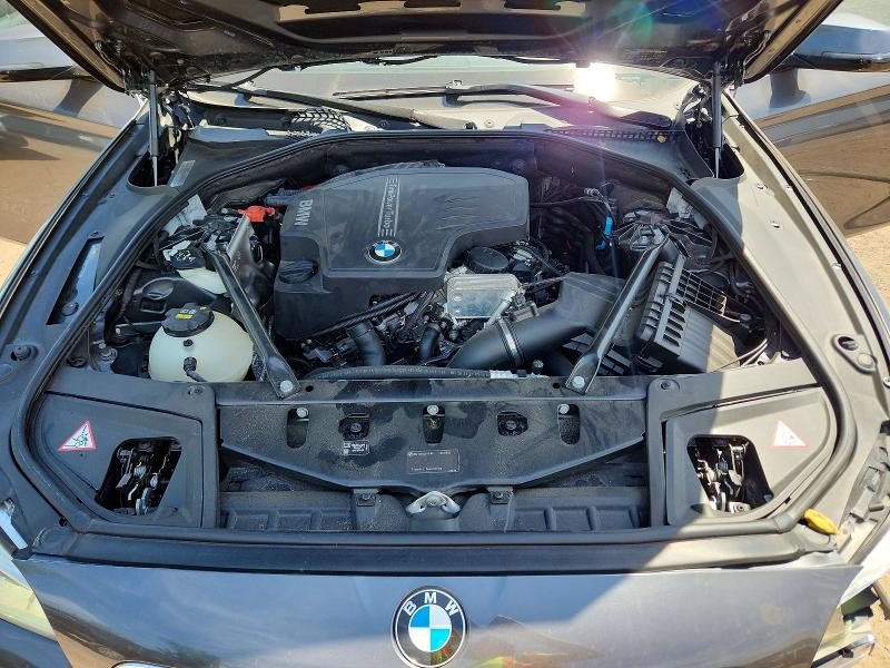 55476266 :رقم المزاد ، WBA5A5C56GD527659 vin ، 2016 Bmw 528 مزاد بيع