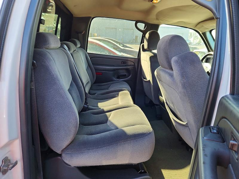 2004 Gmc Sierra მანქანა იყიდება აუქციონზე, vin: 1GTHK232X4F214597, აუქციონის ნომერი: 57257386