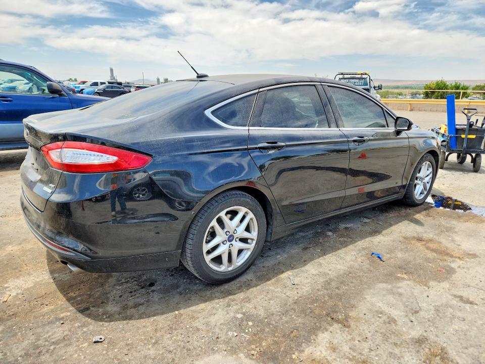 58133176 :رقم المزاد ، 3FA6P0HD6GR227772 vin ، 2016 Ford Fusion مزاد بيع