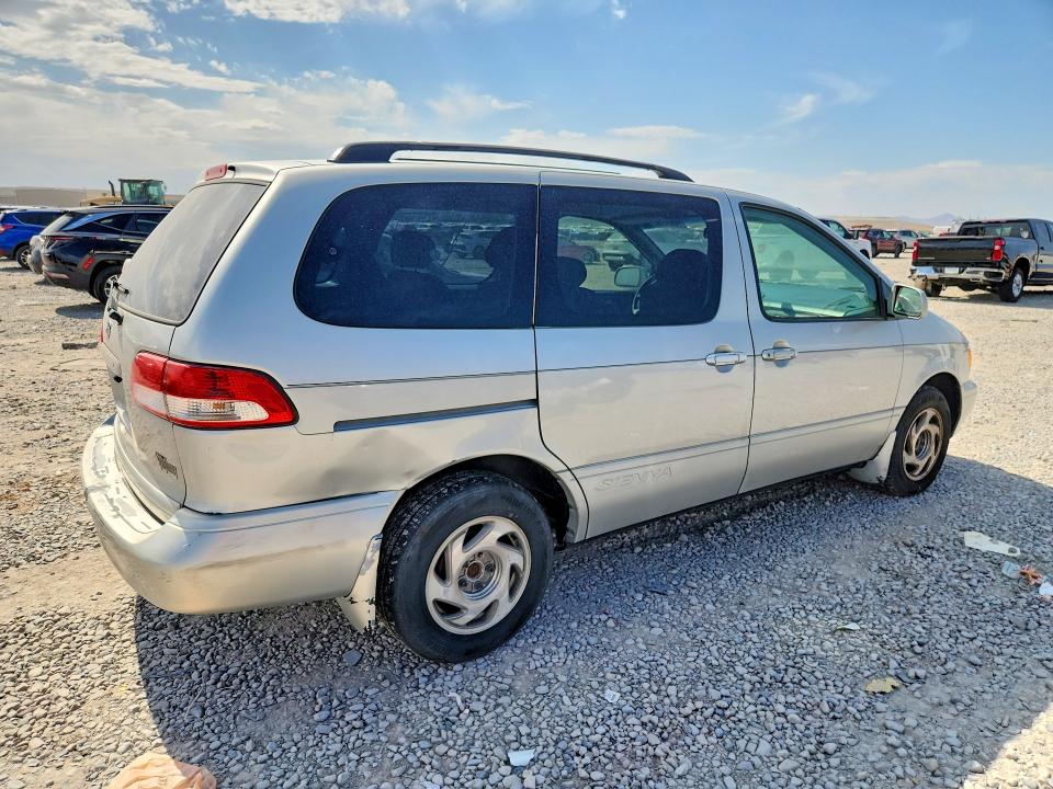 58317826 :رقم المزاد ، 4T3ZF13C53U533043 vin ، 2003 Toyota Sienna مزاد بيع