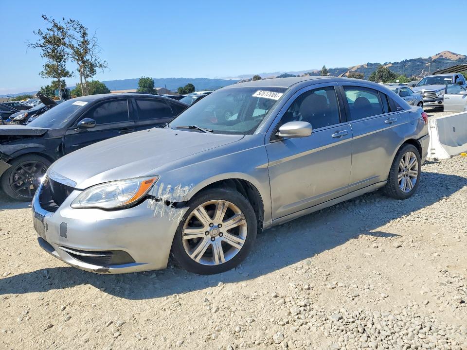 Aukcja sprzedaży 2013 Chrysler 200, vin: 1C3CCBAB5DN640069, numer aukcji: 58512086