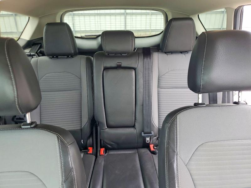 Auction sale of the 2017 Ford Escape, vin: 1FMCU0J90HUF01372, lot number: 56456846