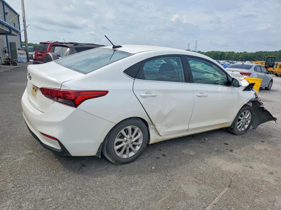 2022 Hyundai Accent მანქანა იყიდება აუქციონზე, vin: 3KPC24A68NE173278, აუქციონის ნომერი: 57318086