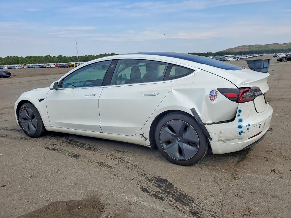 Продаж на аукціоні авто 2018 Tesla Model 3, vin: 5YJ3E1EBXJF130448, номер лоту: 56395566