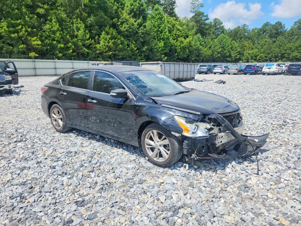 59215006 :رقم المزاد ، 1N4AL3AP0FN883446 vin ، 2015 Nissan Altima مزاد بيع