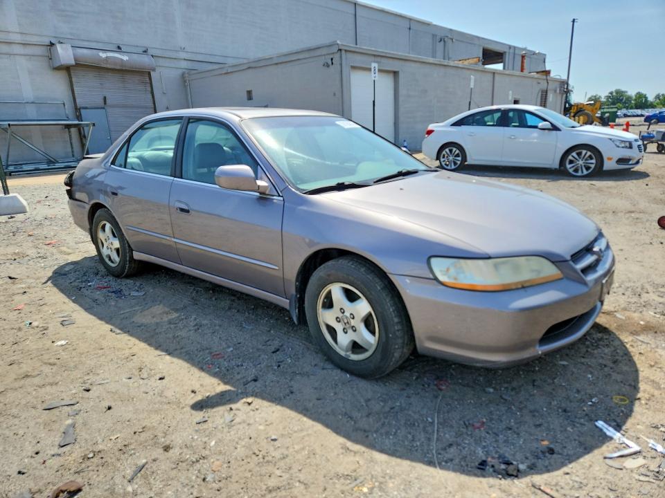 Продажа на аукционе авто 2000 Honda Accord, vin: 1HGCG1654YA005727, номер лота: 59163676