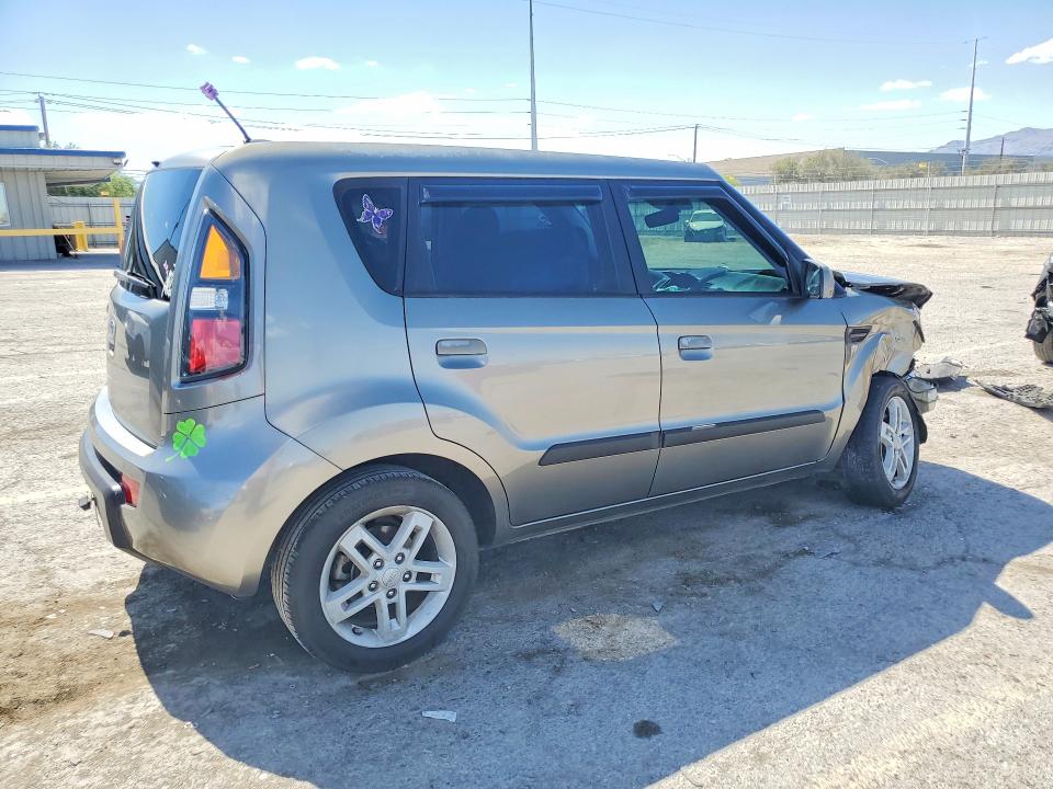 57390826 :رقم المزاد ، KNDJT2A23A7163175 vin ، 2010 Kia Soul مزاد بيع
