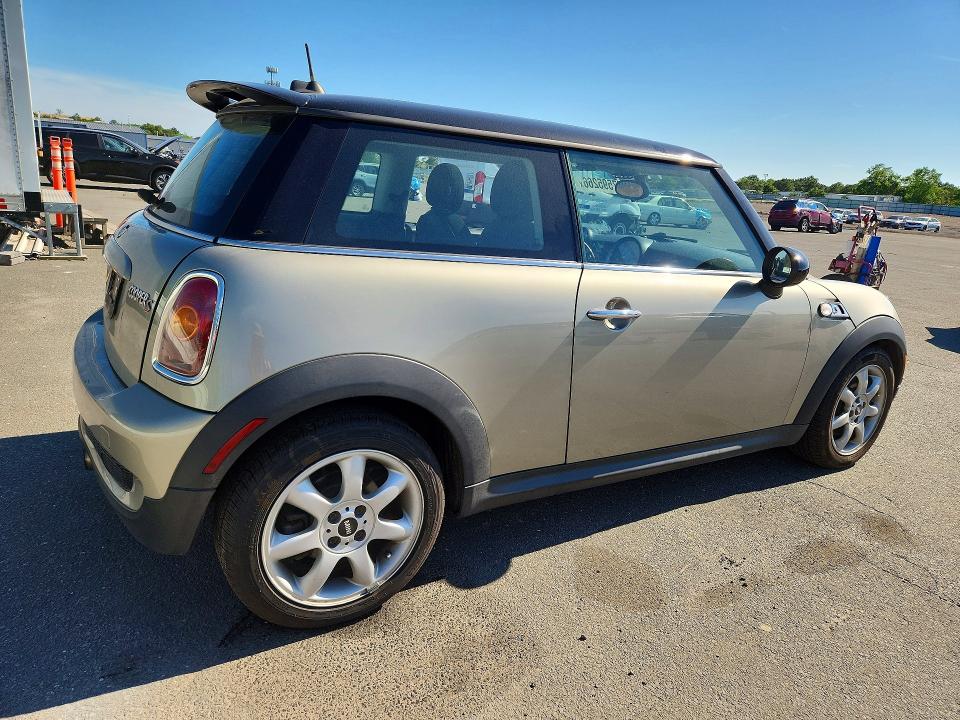 2008 Mini Cooper მანქანა იყიდება აუქციონზე, vin: WMWMF73598TT90233, აუქციონის ნომერი: 57595266