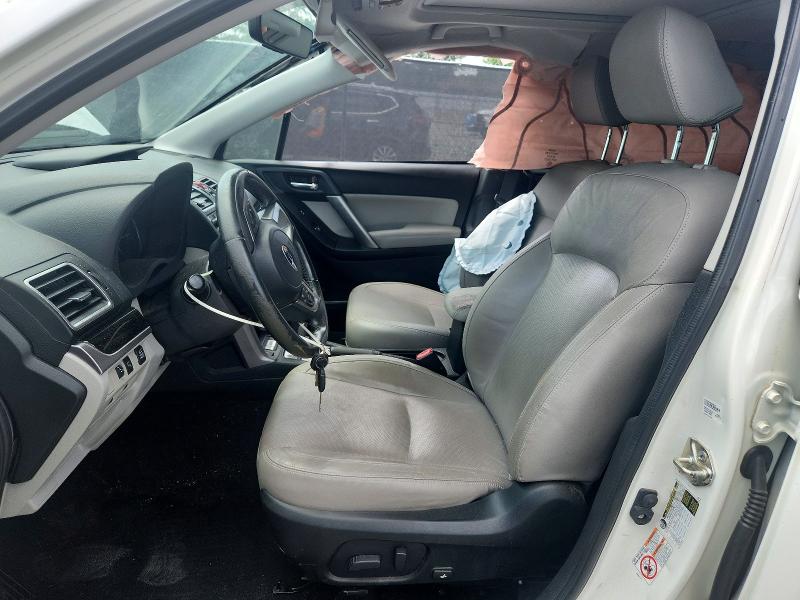 58205086 :رقم المزاد ، JF2SJAJC1JH585454 vin ، 2018 Subaru Forester مزاد بيع