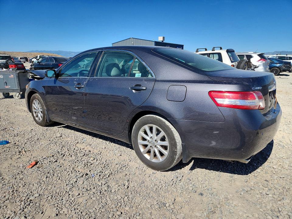 58010356 :رقم المزاد ، 4T1BK3EK5BU132161 vin ، 2011 Toyota Camry مزاد بيع