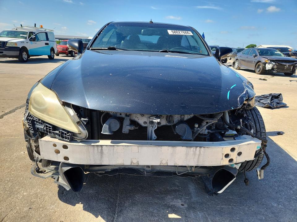 58027666 :رقم المزاد ، JTHFE2C24D2509585 vin ، 2013 Lexus Is مزاد بيع
