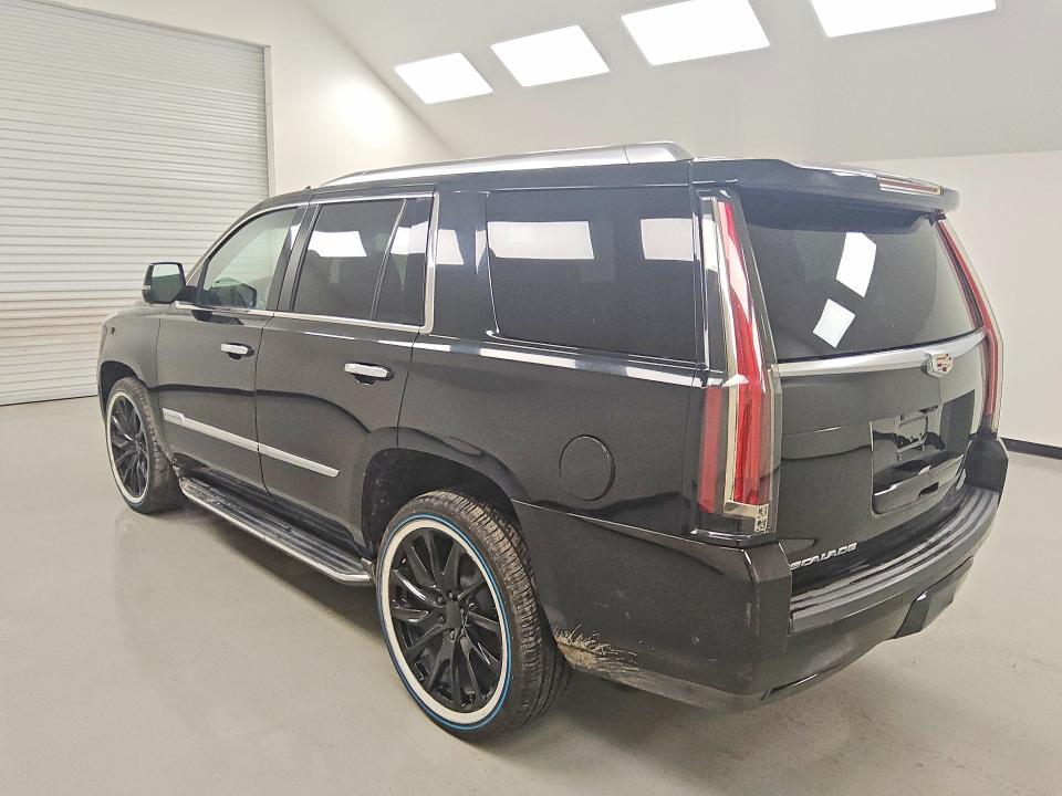 Продажа на аукционе авто 2018 Cadillac Escalade, vin: 1GYS3BKJXJR141098, номер лота: 56962206