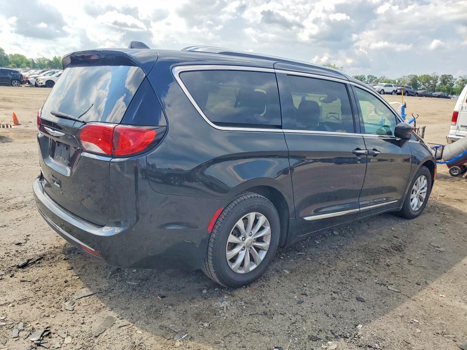 2018 Chrysler Pacifica მანქანა იყიდება აუქციონზე, vin: 2C4RC1BGXJR317886, აუქციონის ნომერი: 85962545