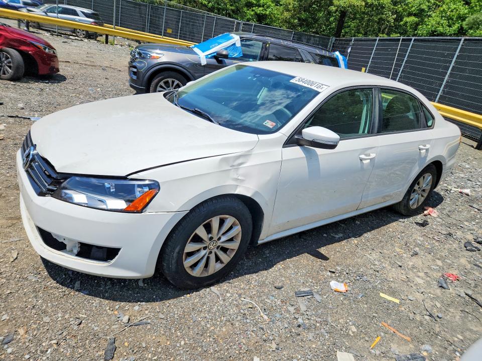 2013 Volkswagen Passat მანქანა იყიდება აუქციონზე, vin: 1VWAP7A31DC021166, აუქციონის ნომერი: 58400016