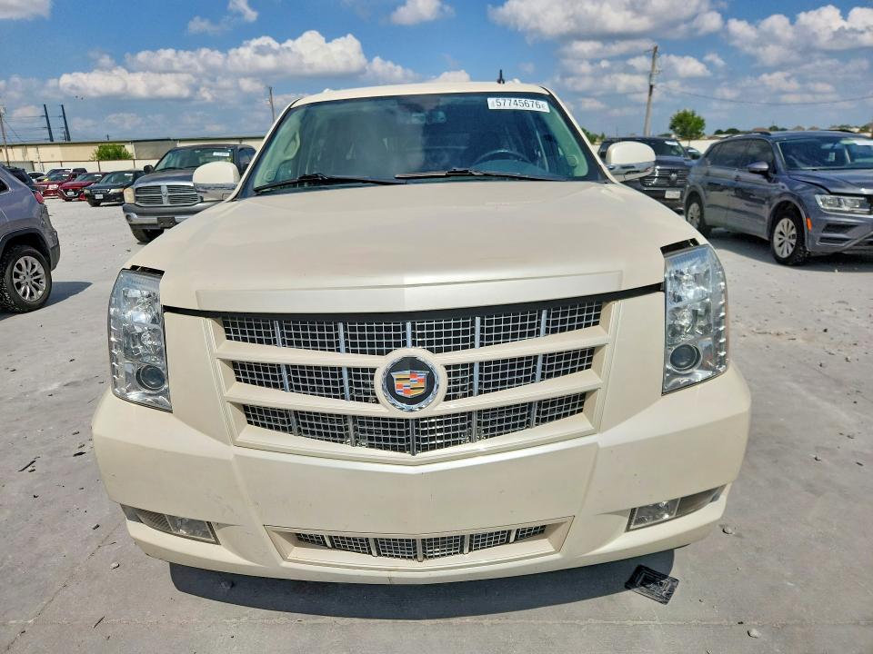 Продажа на аукционе авто 2013 Cadillac Escalade, vin: 1GYS4JEFXDR141315, номер лота: 57745676