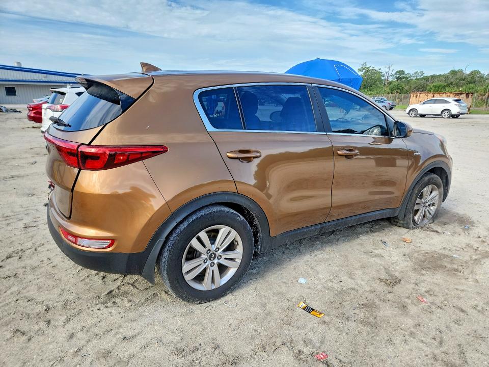 2017 Kia Sportage მანქანა იყიდება აუქციონზე, vin: KNDPMCAC0H7191175, აუქციონის ნომერი: 55708146